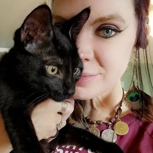 Meet your Posher, Eden